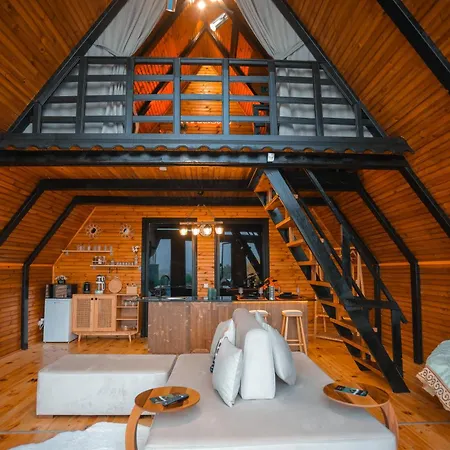 Lodge Seasons *